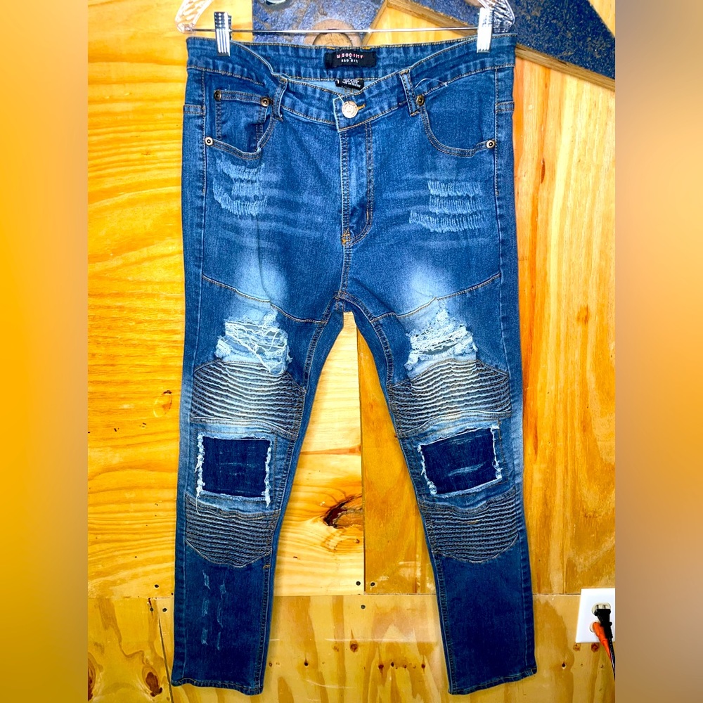 Men's M.Society distressed Blue Moto Jeans - 34x32 RN: 137718